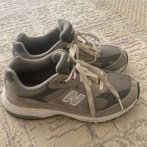 New balance 993 - kids but equivalent to womens 7